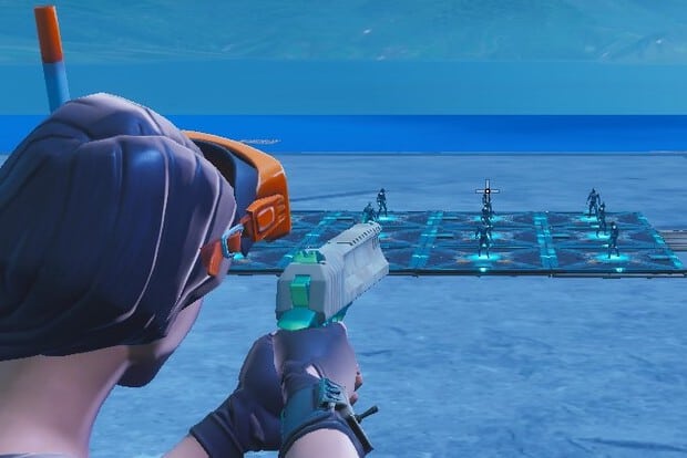 Fortnite first shot accuracy when using the hand cannon